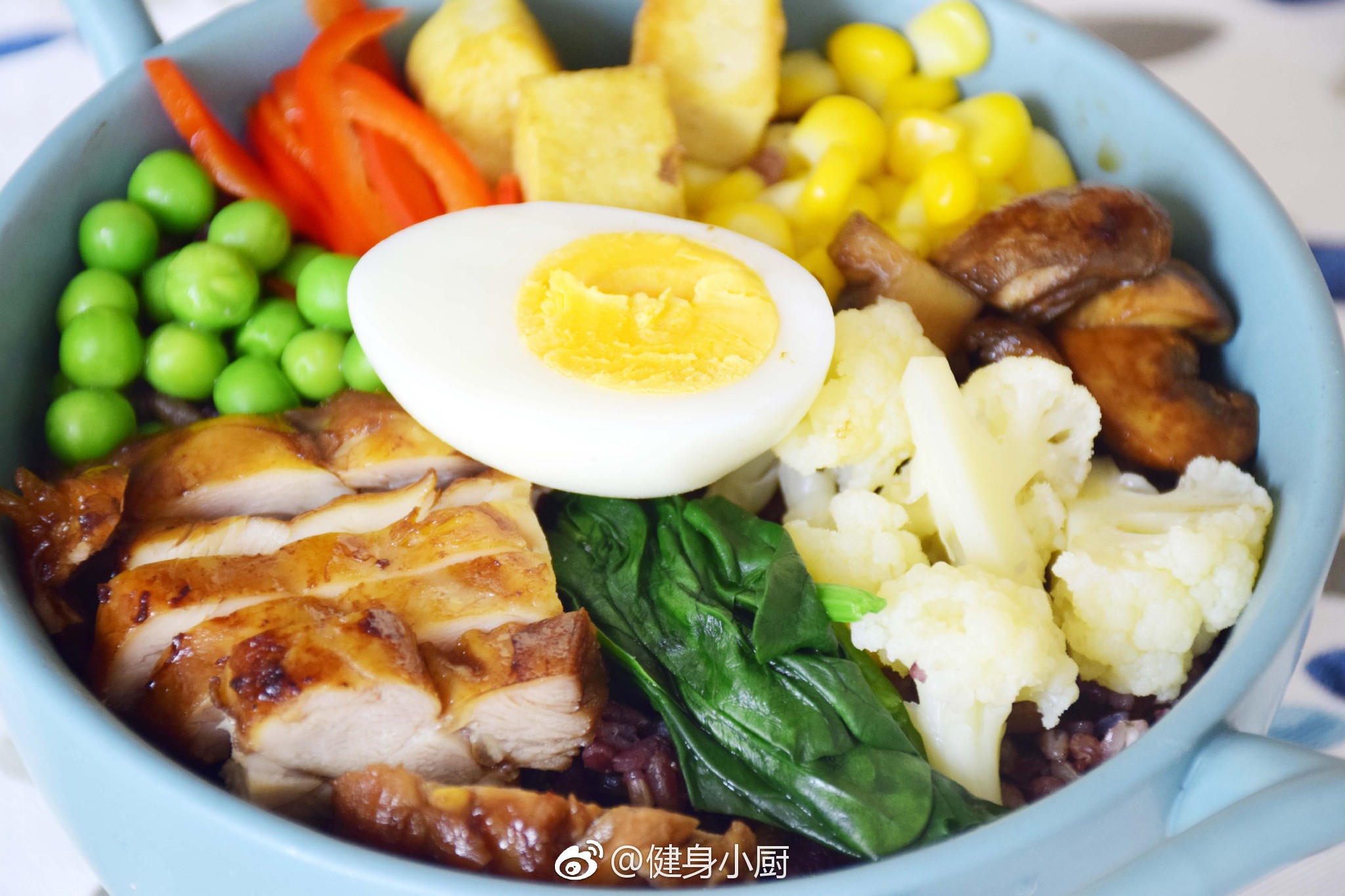 香煎鸡腿六谷活力碗 总热量522kcal1 食材 鸡腿