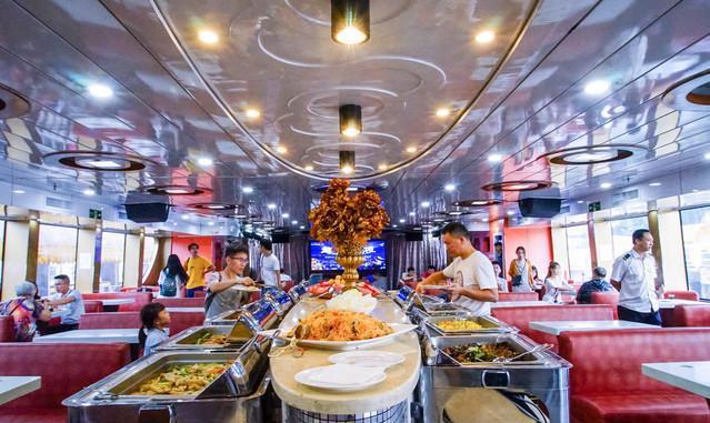 在珠海不用签证,也能观赏到澳门风光,一般人我