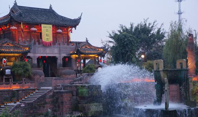 成都十大最美的古镇, 有五处是4A级景区, 人少景美