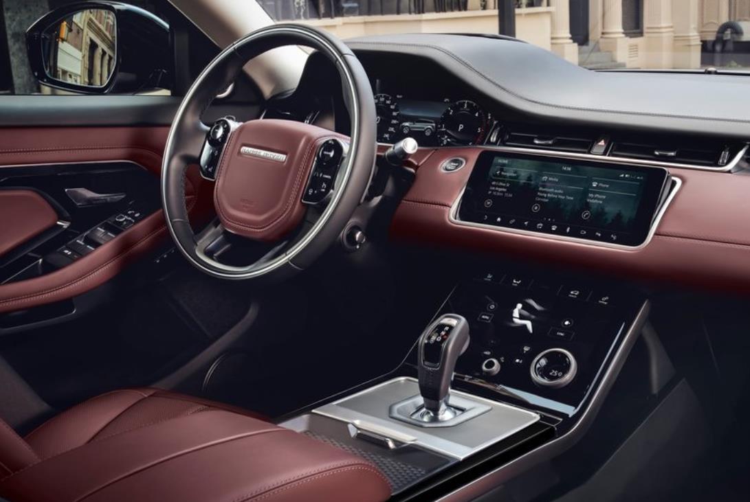 买不起路虎星脉?全新揽胜极光和它长得差不多 关键是比它便宜啊