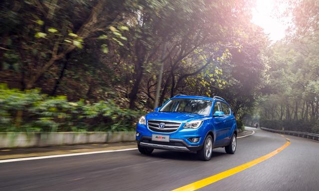 00后都出来抄社会了 长安“新”CS35竟然只配4速变速箱