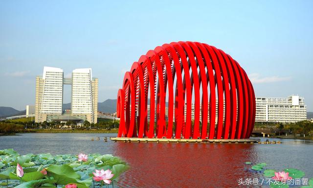 为什么福建落后浙江那么多?原因是.