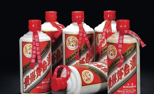 你知道茅台酒瓶上红丝带的含义吗?有三个小秘