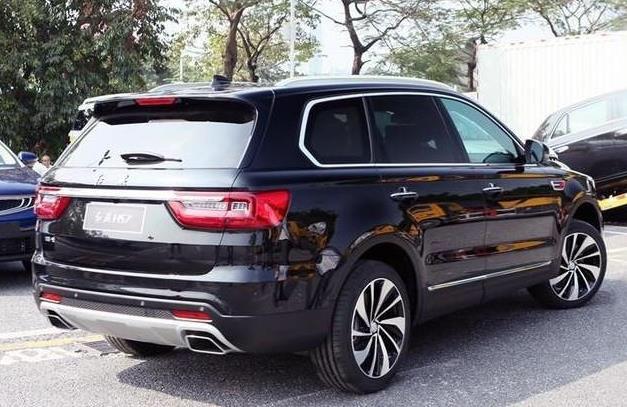 国之重器! 红旗第一款SUV HS7正式亮相