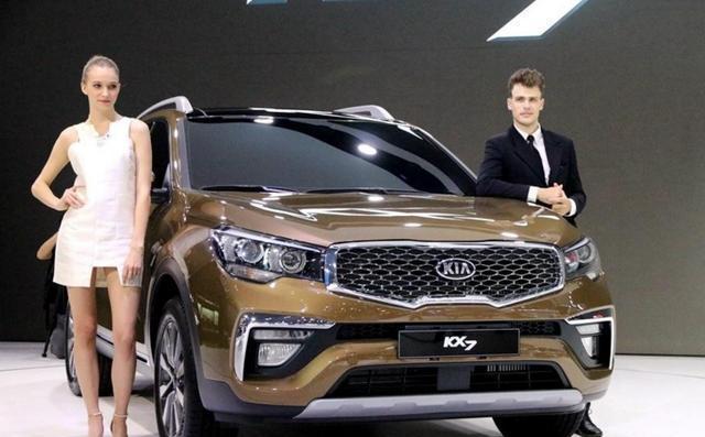 车界最奇葩, 假中控屏, 还是塑料的, 起亚你疯了吗?