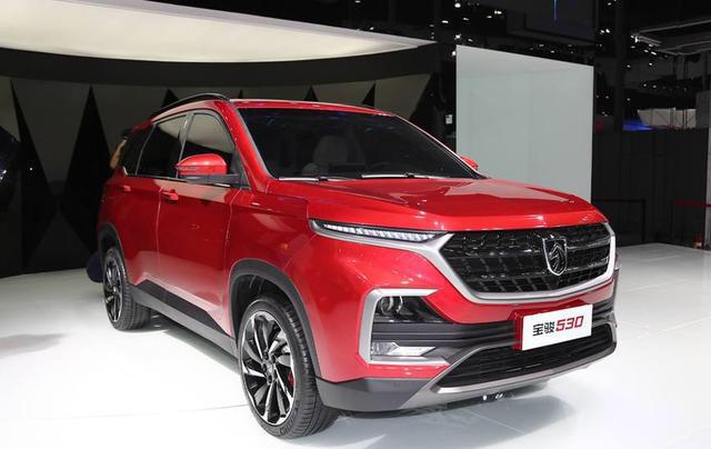 最牛的宝骏SUV来了，要赶超哈弗H6的节凑，后排放平就是床