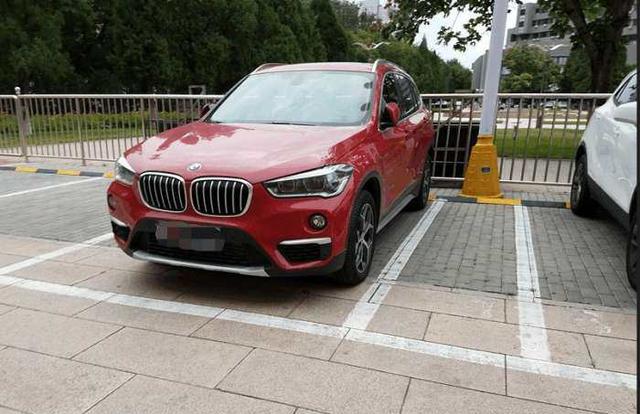 家里人叫我买好车，而我喜欢的是兰德酷路泽，纠结中我买了它