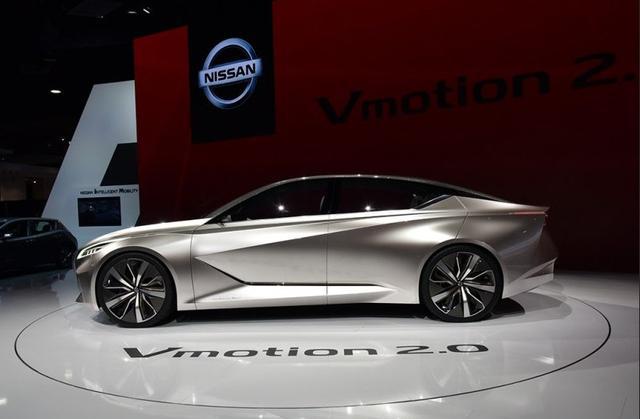 凯美瑞加价不了太久了，新天籁换用涡轮发动机，更帅更豪华，16万