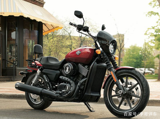 这款70年代高性能哈雷摩托车,电子喷射,操控灵