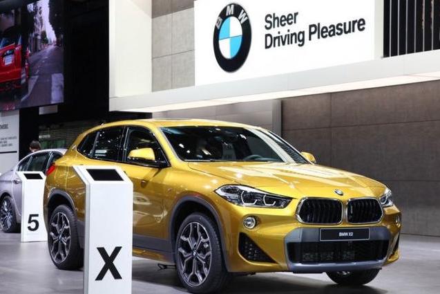 宝马全新跨界SUV上市，仅售28万起，全新的外观设计你还满意吗？