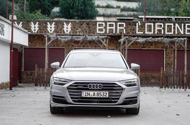 豪华大型车，气势不输奔驰S，高科技配置牛逼，关键是颜值还逆天