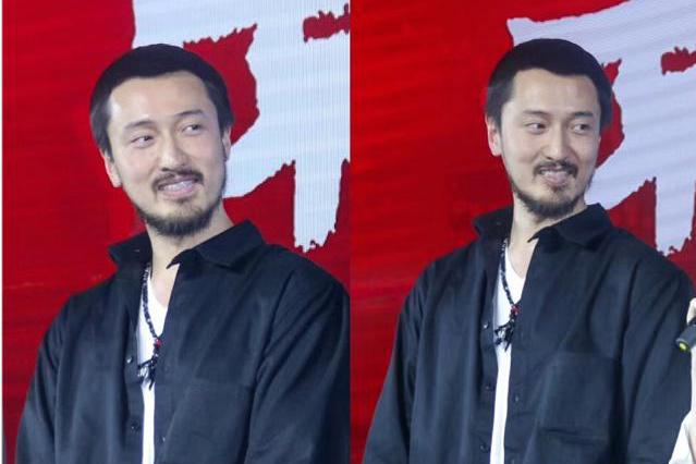 王传君拒演《爱5》活出自我,两鬓胡须形象大改,像极50岁老大爷