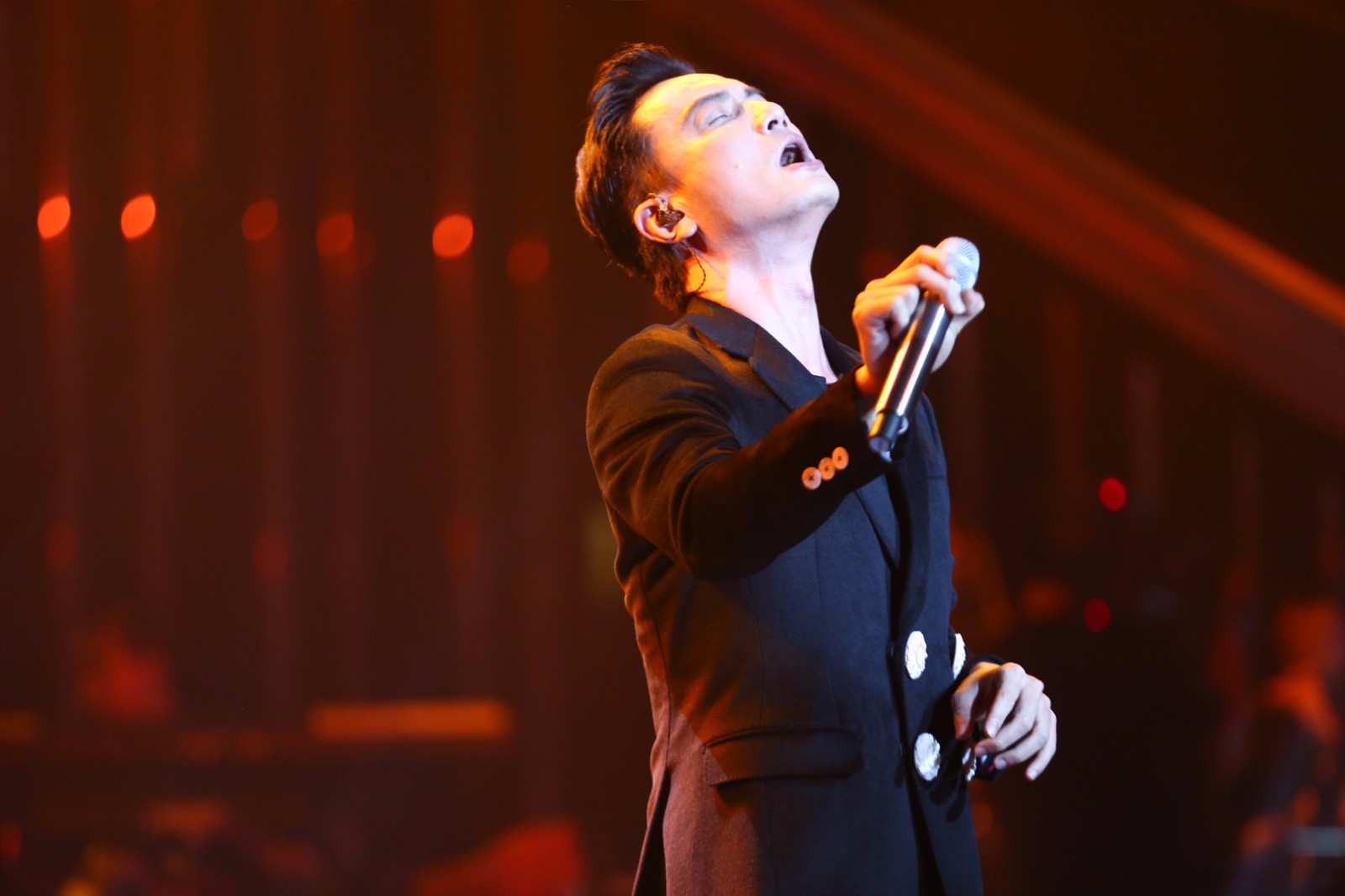 《歌手》2018李泉玩转爵士乐 返场秀献唱怀旧金曲《My Way》