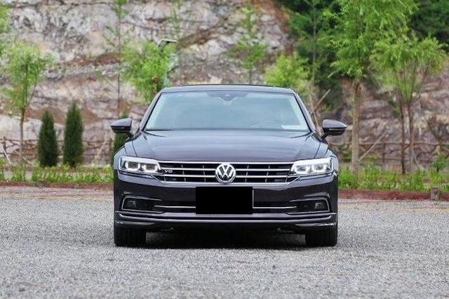 还买什么奥迪A4，20多万不如选择大众这款车，轴距3米，油耗7L！