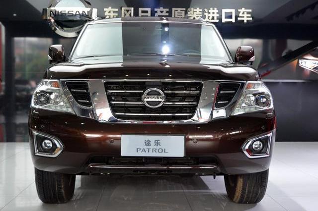 空间越野性能突出，日产途乐怎么选？配置差异大尾灯难看