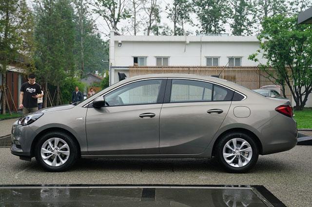 终于要上市了，捷达、花冠最强的对手，或6万起，又要迷倒一片！