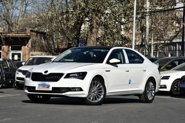 E级车的享受却只卖C级车的价格，斯柯达速派为何叫好不叫座？