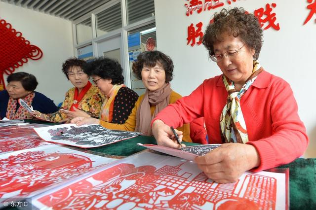 教你一招,灵活就业女性50岁就能退休领养老金