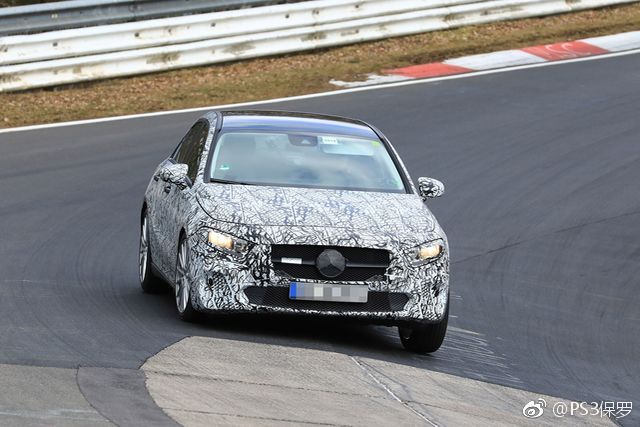 全新奔驰A级三厢版将于4月北京车展发布，下半年上市