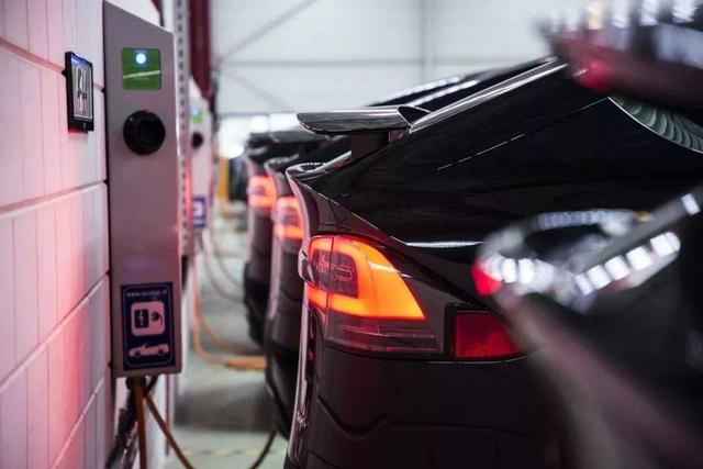 新能源汽车将要取消补贴！双积分时代来临，混子车企要凉了？