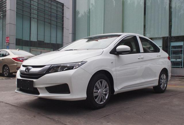 1.5L破百仅10秒，油耗也仅5升多，威驰阳光都已经落伍了