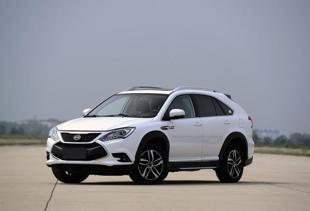 中国骄傲! 美国汽车巨头买了一台比亚迪, 苦心