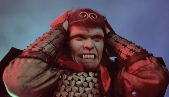 碧桂园9000亿负债下的危局,创始人杨国强都站