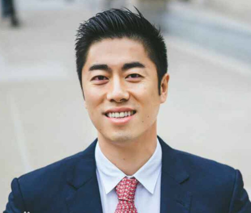 中国形象大使参赛选手于智博将向珠峰发起