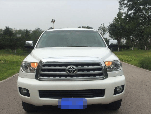 天津小伙热爱越野花40万买辆二手丰田红杉, 开了半年急忙要抛售