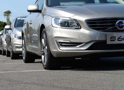 BBA最大的威胁已经降价到20万以下，你怎么看待这款豪华车？