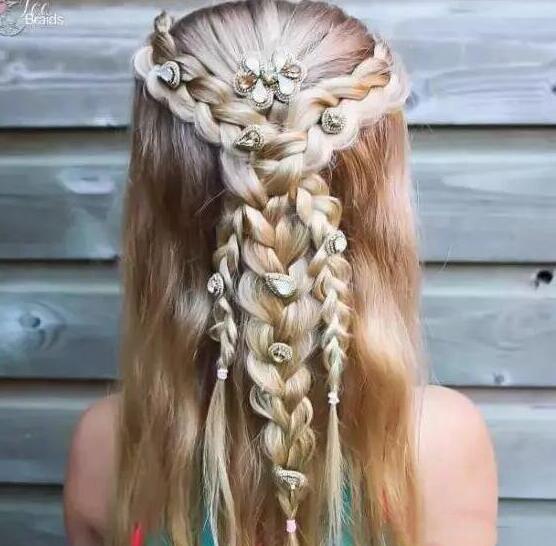 15款小女孩发型,花样编辫子扎发!