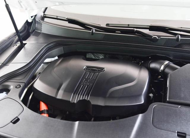 吉利新车又火了,预售1小时秒订2200辆,一箱油