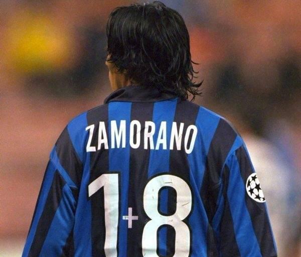 谁还记得智利双萨? 萨莫拉诺: 现代足球中锋已