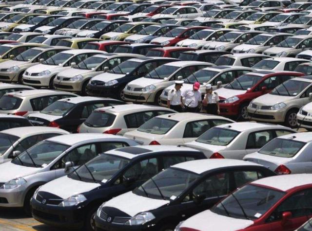 捷达库存车泛滥成灾,只需5万处理,4S店人员:堆
