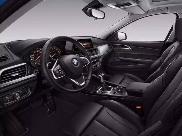 全新BMW 1系运动轿车全球首发