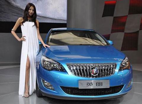 又降价了！为追赶卡罗拉再降3万，配自动挡仅8万，放弃本田思域