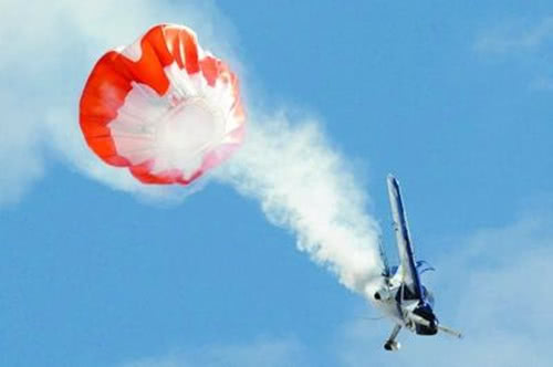 民航飞机,为何都没有降落伞,出了事故咋办?