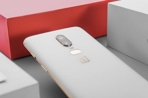 网友一加6裸奔三月都没有划痕,好产品总是质