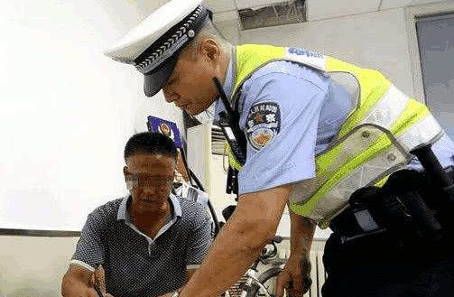 为啥现在都开自动挡,还考手动挡驾照?终于从交