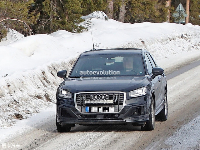 奥迪SQ2路试谍照再曝光 搭2.0T发动机