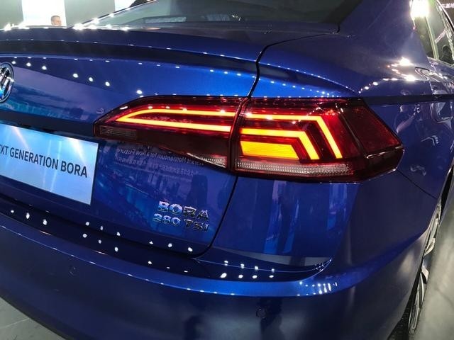 全新一代宝来,价格美丽。刚拿驾照可以试试