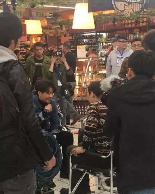 他18年前片酬90块,今涨10万倍,260万买房车,多