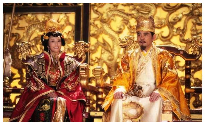 武则天被天文学家称作龙睛凤颈, 真实的武则