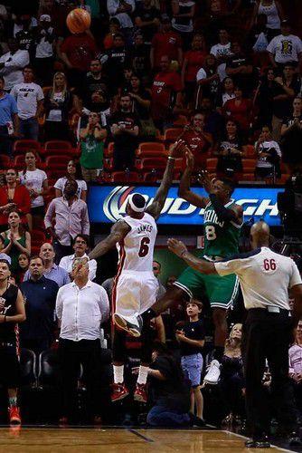 NBA10大最不可思议的1秒内绝杀,利拉德两次上