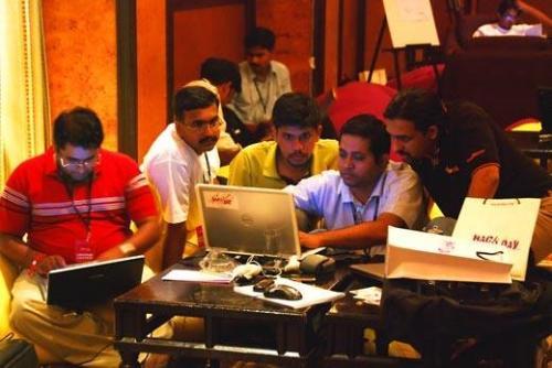 外国人问:为何印度越来越强大,印度人却还是不