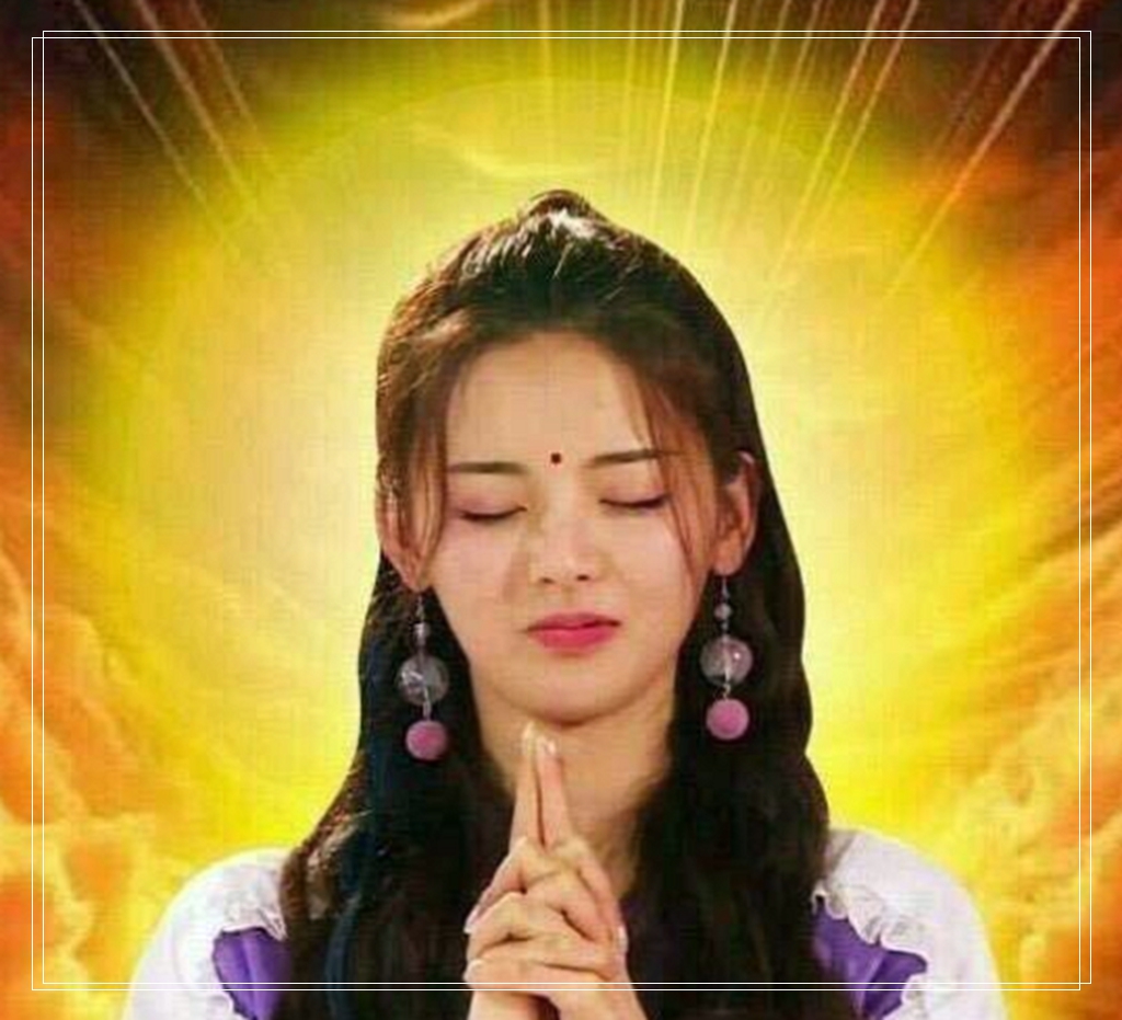 杨超越性感比基尼照显示好身材