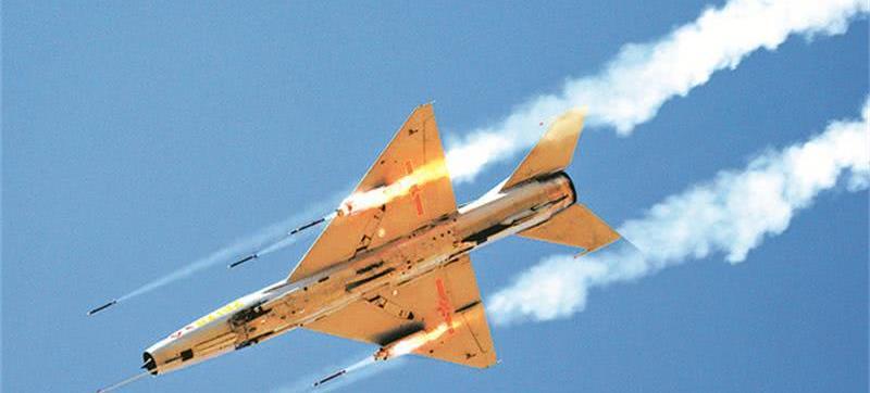 各国战机最大时速:俄3600公里,美6千公里,我国
