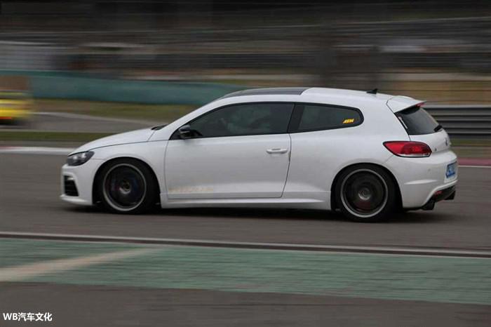 实测百公里4.9s！大众尚酷性能改装案例