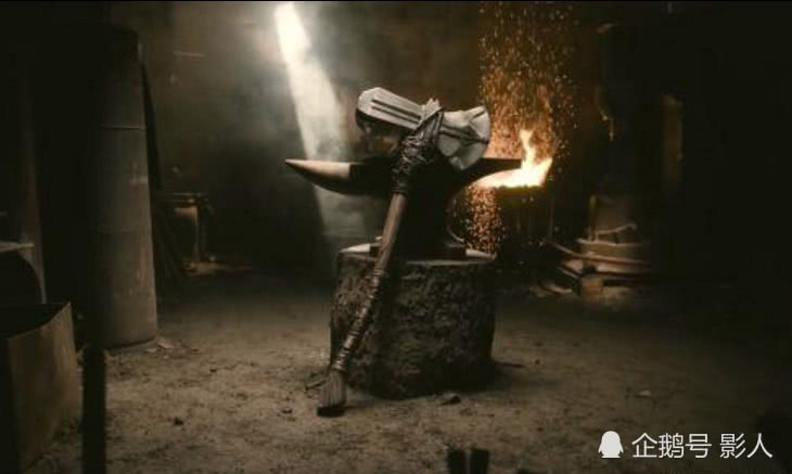 别猜了,雷神新武器风暴战斧谁都能举起!原因早在七年前就提到过