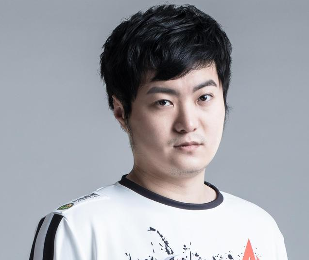 王者荣耀:最强玩家孤影获得职业选手承认 虎牙